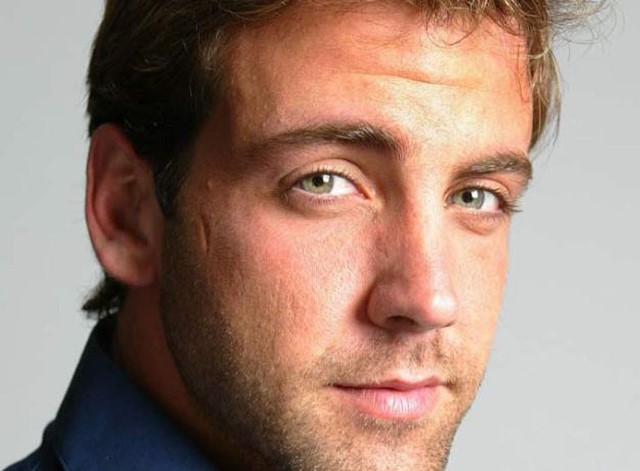 Carlos Ponce es galardonado con el Premio Latinovator de Hispanicize 2013