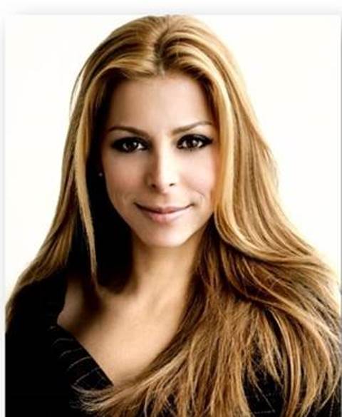 Lourdes Stephen Celebra Una Década De Exito En Univisión