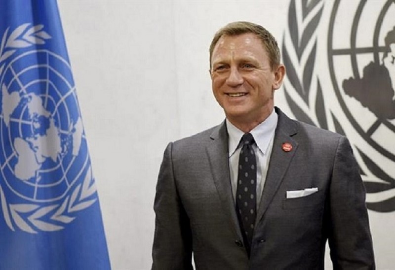 JAMES BOND CONTRA LAS MINAS