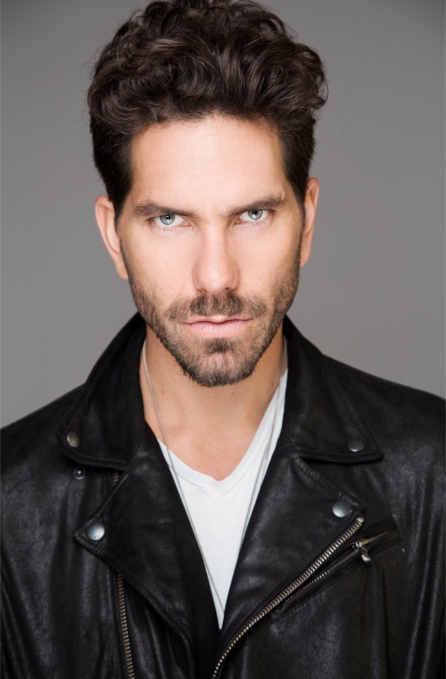 Arap Bethke protagoniza «La Piloto» @ArapMx