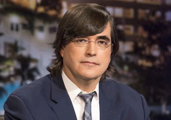JAIME BAYLY RECIBE LLAVES DE MIAMI