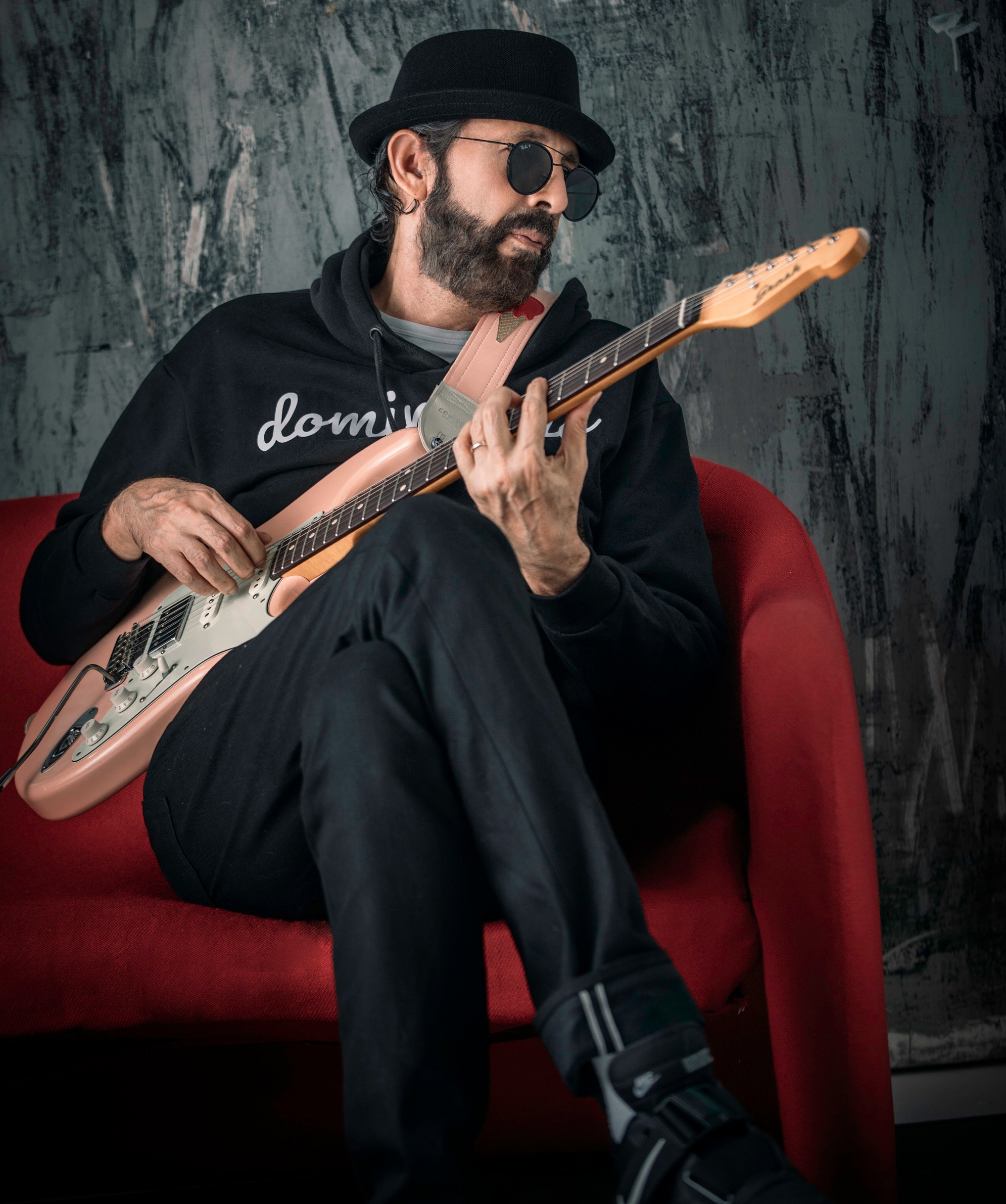 Juan Luis Guerra Será Honrado En Premios Billboard De La Música Latina