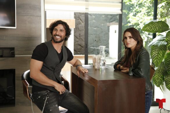 Entrevistas Con El Elenco De «Falsa Identidad» Telemundo