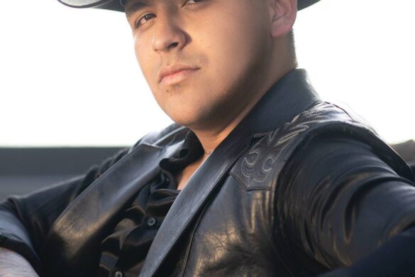 Christian Nodal Entra Al Codiciado “Billion Views Club” De YouTube