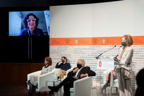 La Escritora Colombiana Pilar Quintana Gana El Premio Alfaguara De Novela 2021