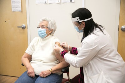 CVS Health Aplicará Vacunas COVID-19 En Más De 80 Sucursales En Florida