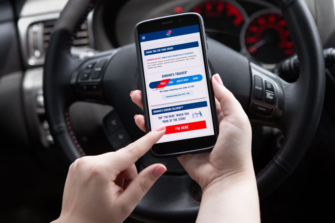 Domino's Carside Delivery