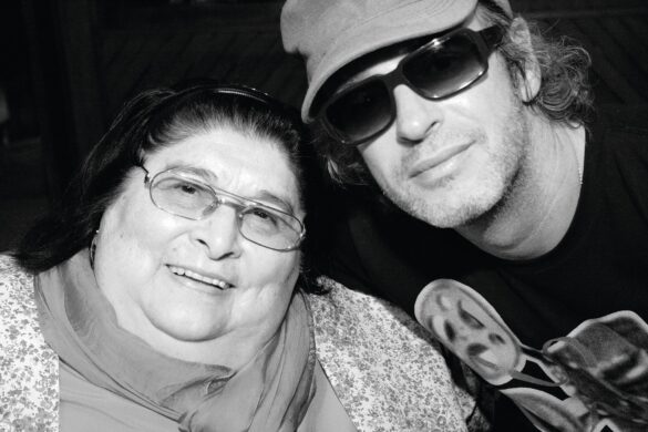 Mercedes Sosa Cantora En El 86° Aniversario De Su Nacimiento