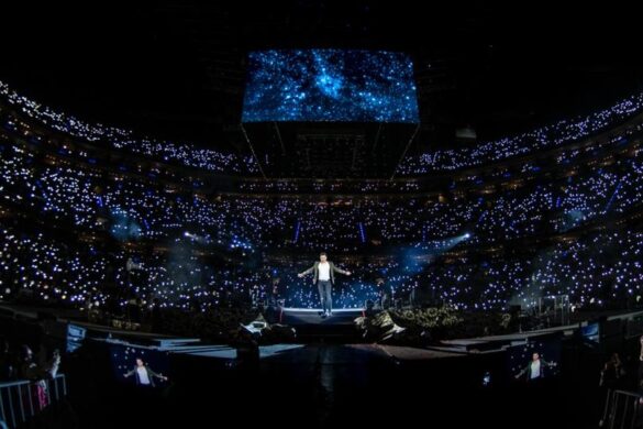 Carlos Rivera El Primer Solista Mexicano En Llenar La Arena