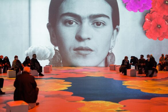 Llega A Estados Unidos La Exhibición Biográfica Inmersiva De Frida Kahlo
