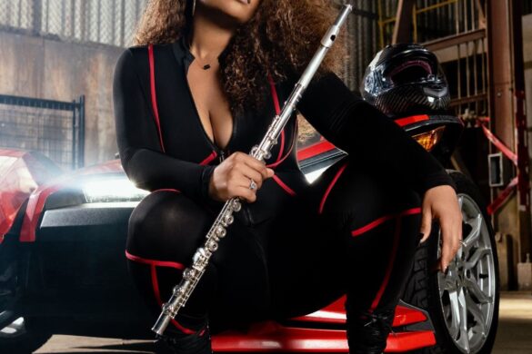 Contemporary Jazz Flute Phenomenon Ragan Whiteside Premieres New Video ‘Thrill Ride’