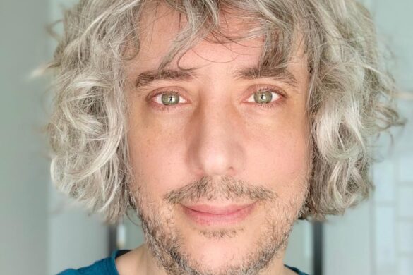 Naufragios Es La Nueva Novela Del Creador De La Exitosa Serie De Netflix ¿Quién Mató A Sara?