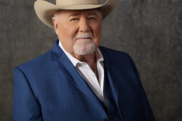 Johnny Lee Celebrates 45th Anniversary Of His Top 5 Single