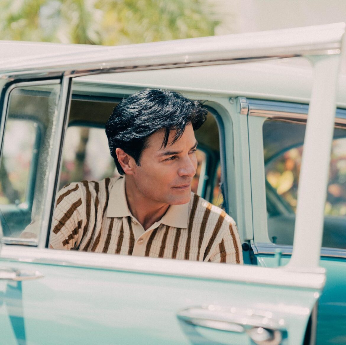 "Bailando Bachata", el tercer sencillo del álbum de estudio de Chayanne™, ha sido reconocido como el Greatest Gainer de la semana,