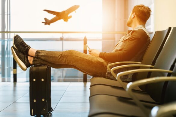 Holiday Travelers Are Booking Earlier This Year