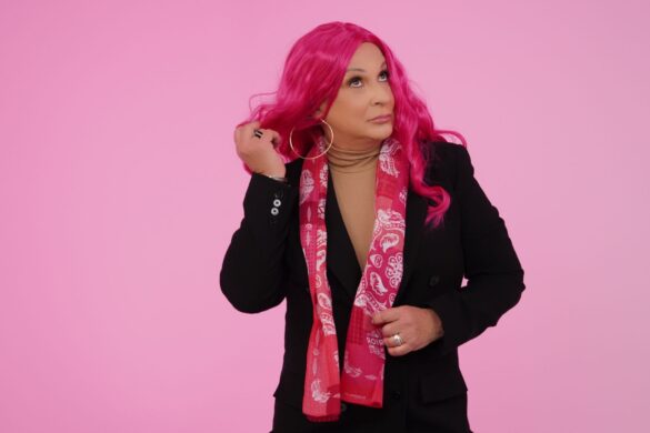 Ana María Polo Se Une A La Campaňa “Big Wigs” De La Organización Susan G Komen