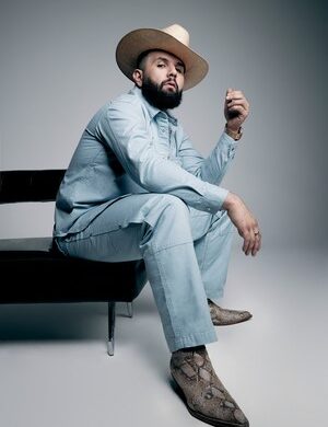 Global Sensation Carín León New Album ‘Boca Chueca Vol. 1’ Out Tonight