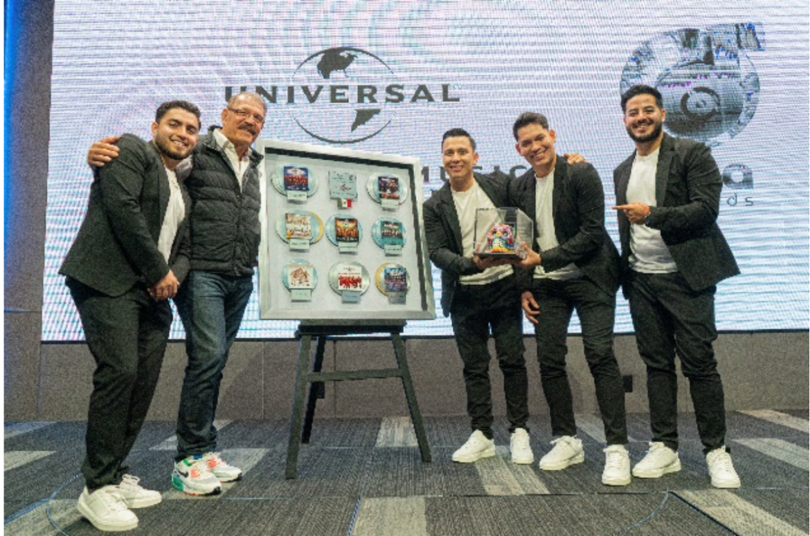 Con un estilo único que fusiona la tradición y modernidad La Arrolladora ha sabido adaptarse sin perder su esencia.