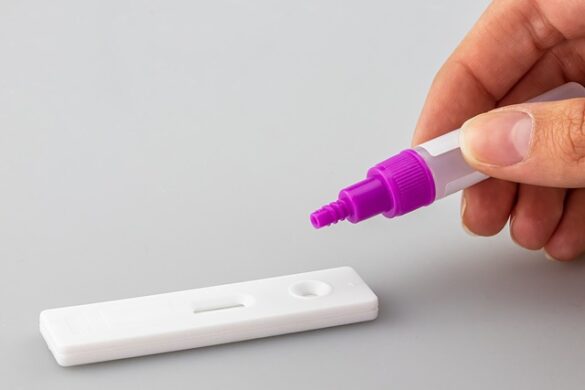 La FDA Aprueba Y Autoriza Vacunas Actualizadas De ARNm Contra El COVID-19