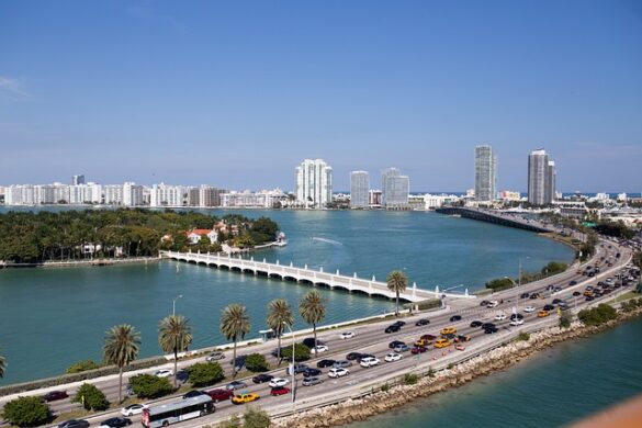 20 Best Cities For Hispanic Entrepreneurs