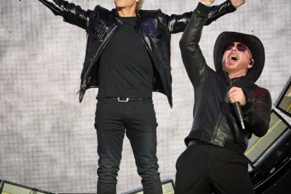Bon Jovi Invitado Sorpresa En Concierto De Pitbull