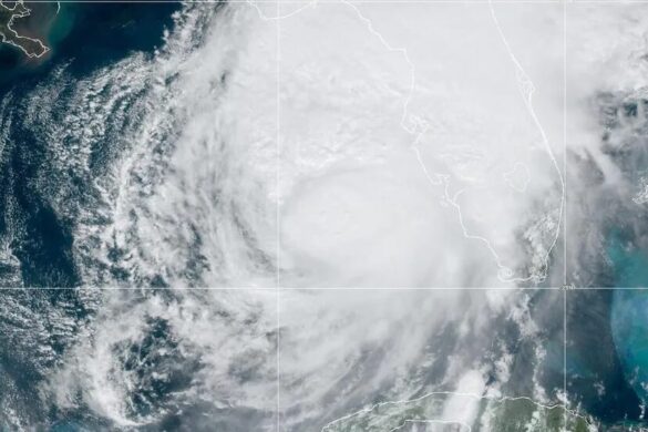 Números De Teléfono De Emergencia Durante El Huracán Milton