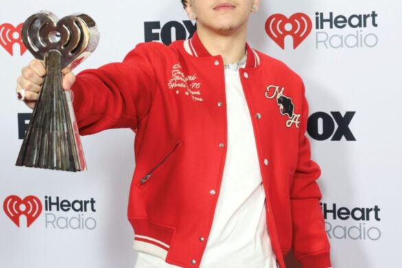 XAVI Wins First IHEARTRADIO Music Award For «Best New Artist»