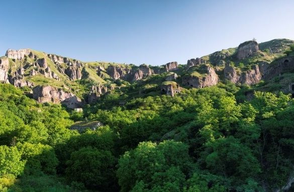 Armenia Introduces Temporary Visa Exemption