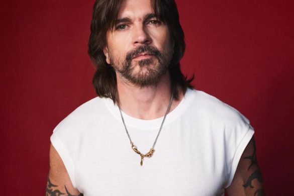 Juanes Presenta Un Emotivo Video En El Marco Del Día De Las Madres