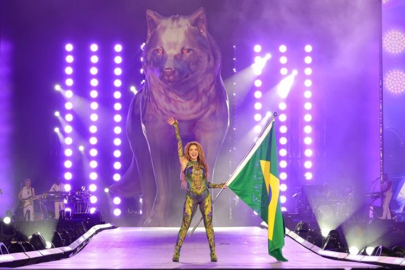 Shakira Arrasa En Río Ante Más De 2 Millones De fans