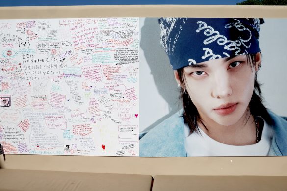 Hyunjin Guess Experience – Fan Moment Hyunjin Guess Fans Interaction Melrose
